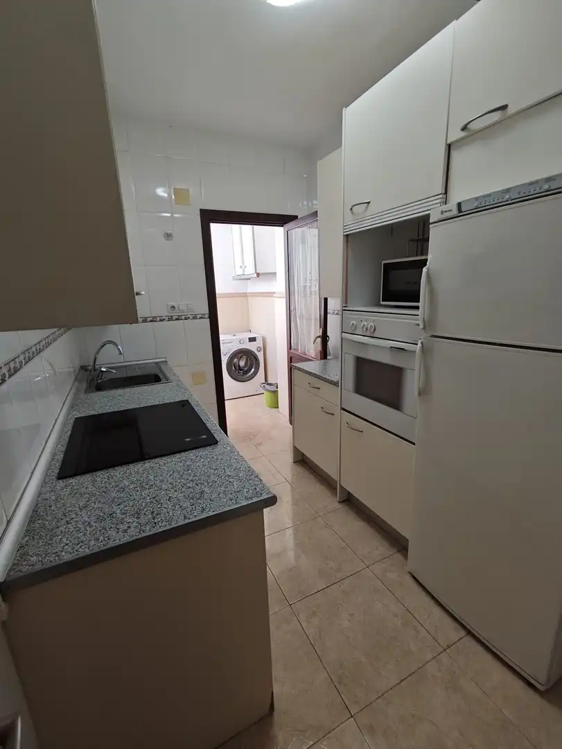 Cuina de Pis en venda en Mérida amb Aire condicionat, Calefacció i Moblat