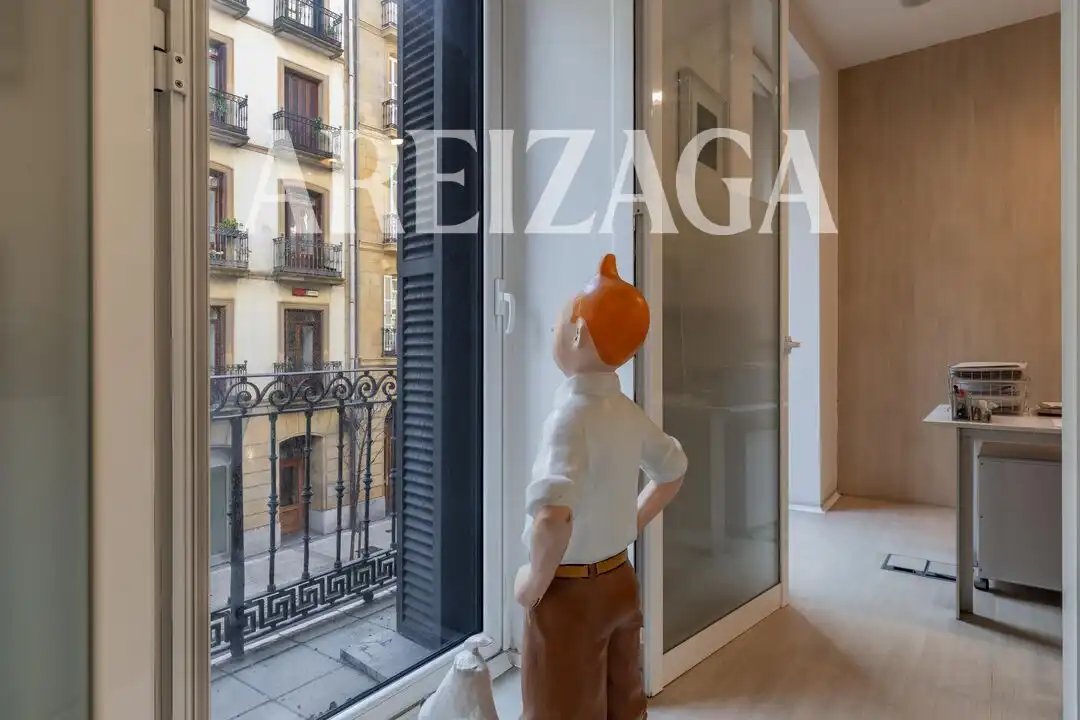 Schlafzimmer von Büro zur Miete in Donostia - San Sebastián 