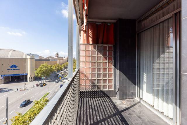 Piso en Venta en Av. Paral·lel, 180, Barcelona, Spain, 180 en Sant Antoni