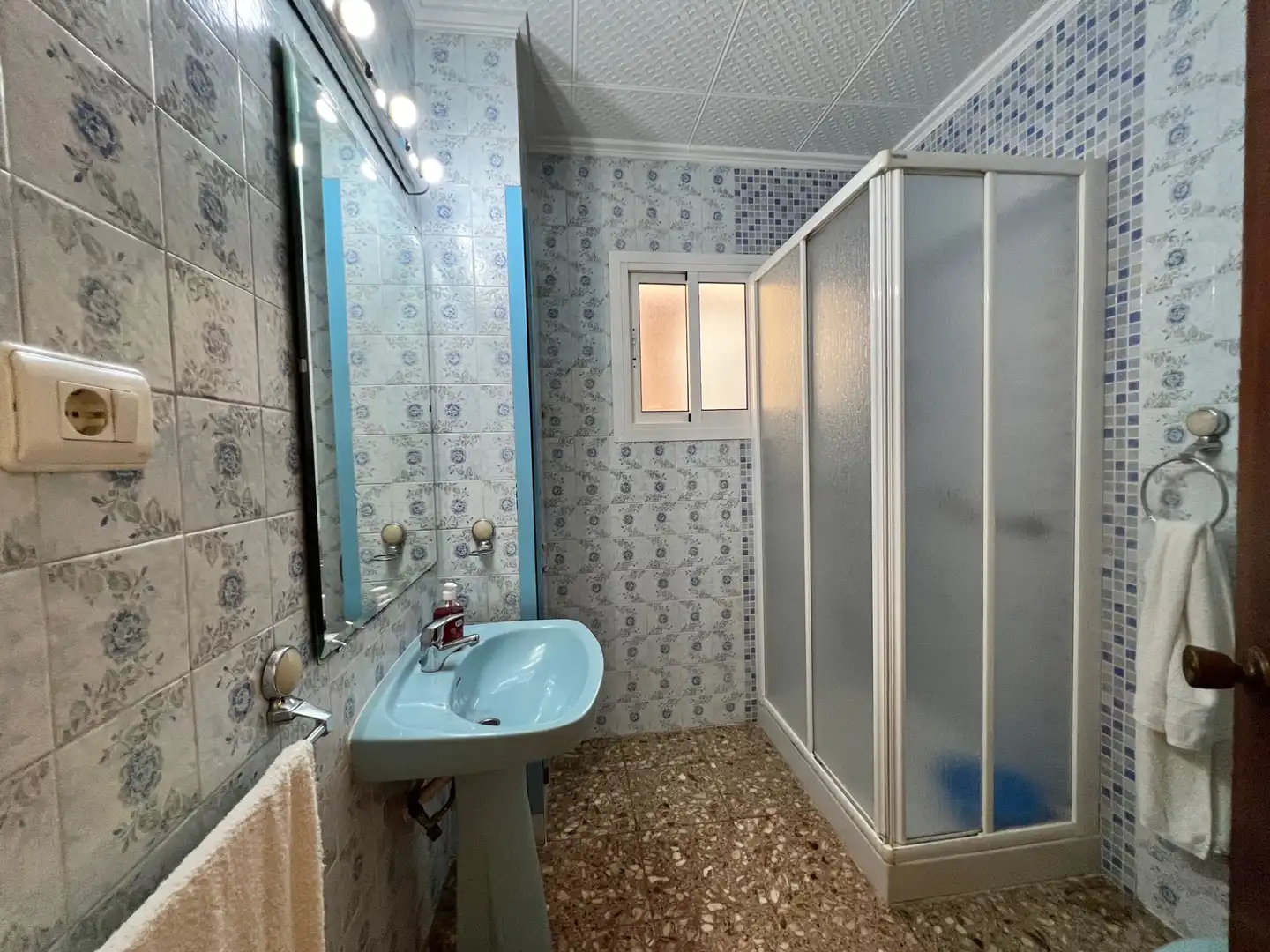 Bany de Casa o xalet en venda en Albal amb Aire condicionat i Terrassa