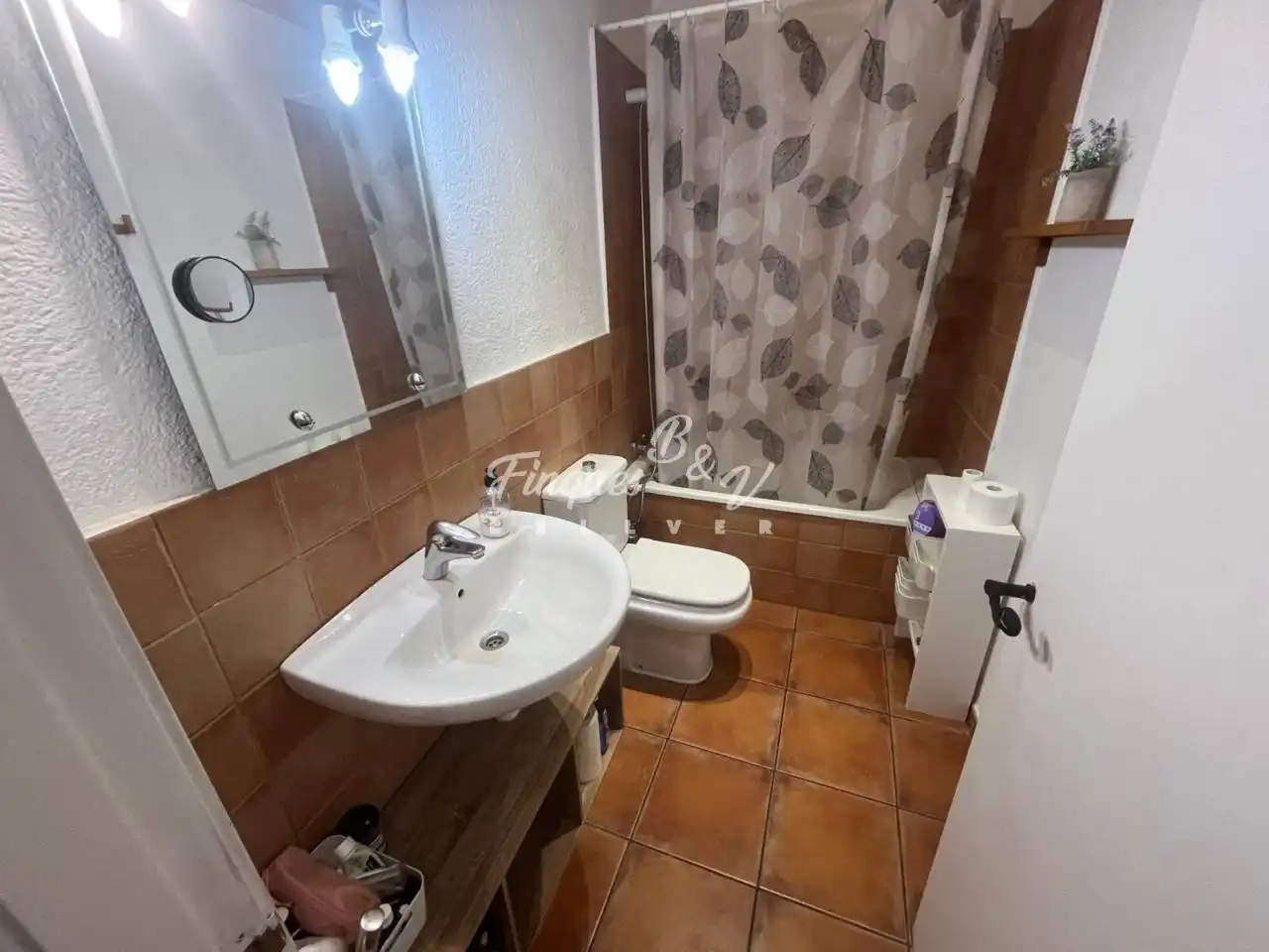 Bany de Casa o xalet en venda en El Pont de Bar amb Calefacció, Jardí privat i Parquet