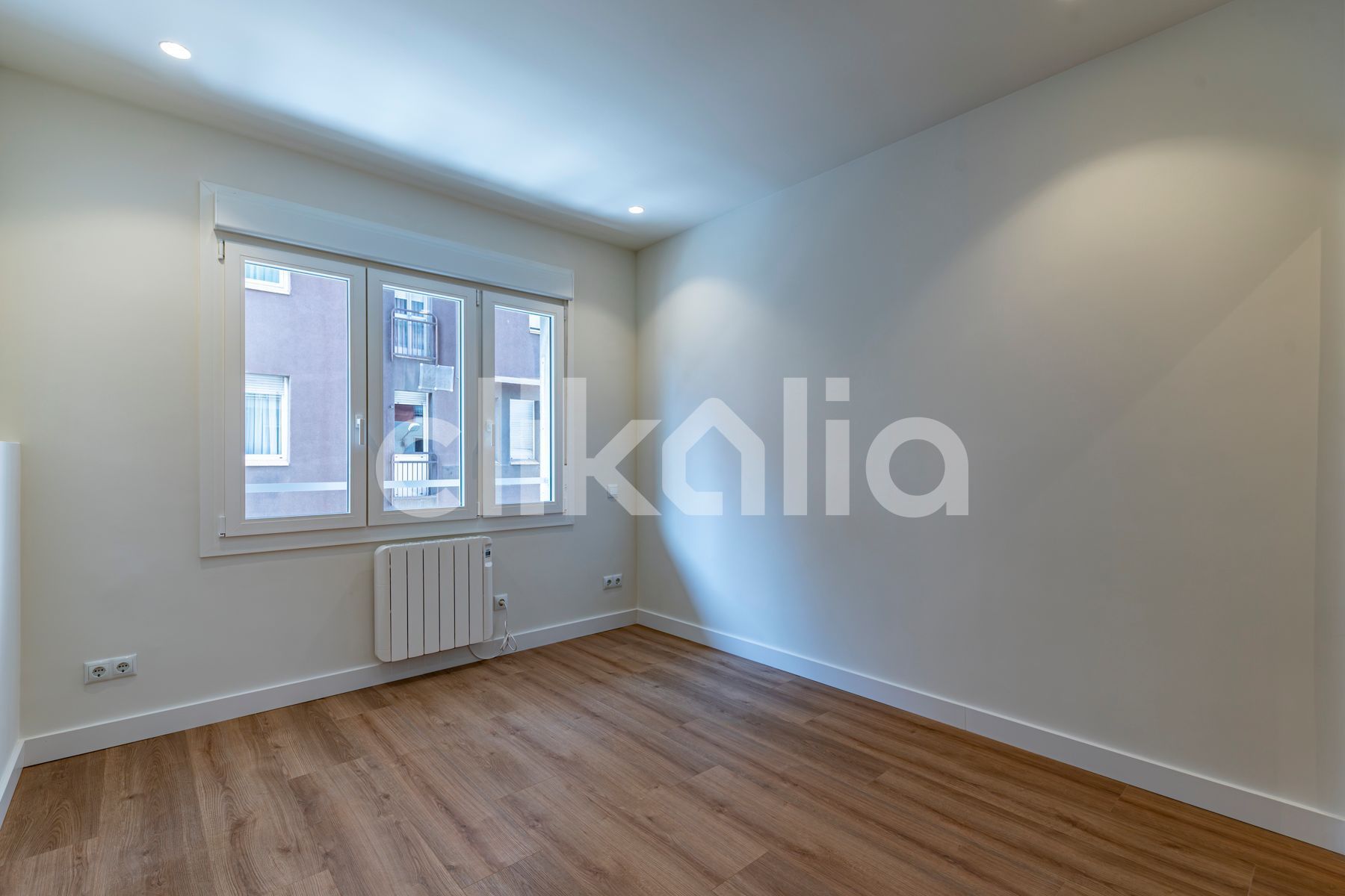 Bedroom of Flat for sale in  Barcelona Capital  with Air Conditioner and Heating