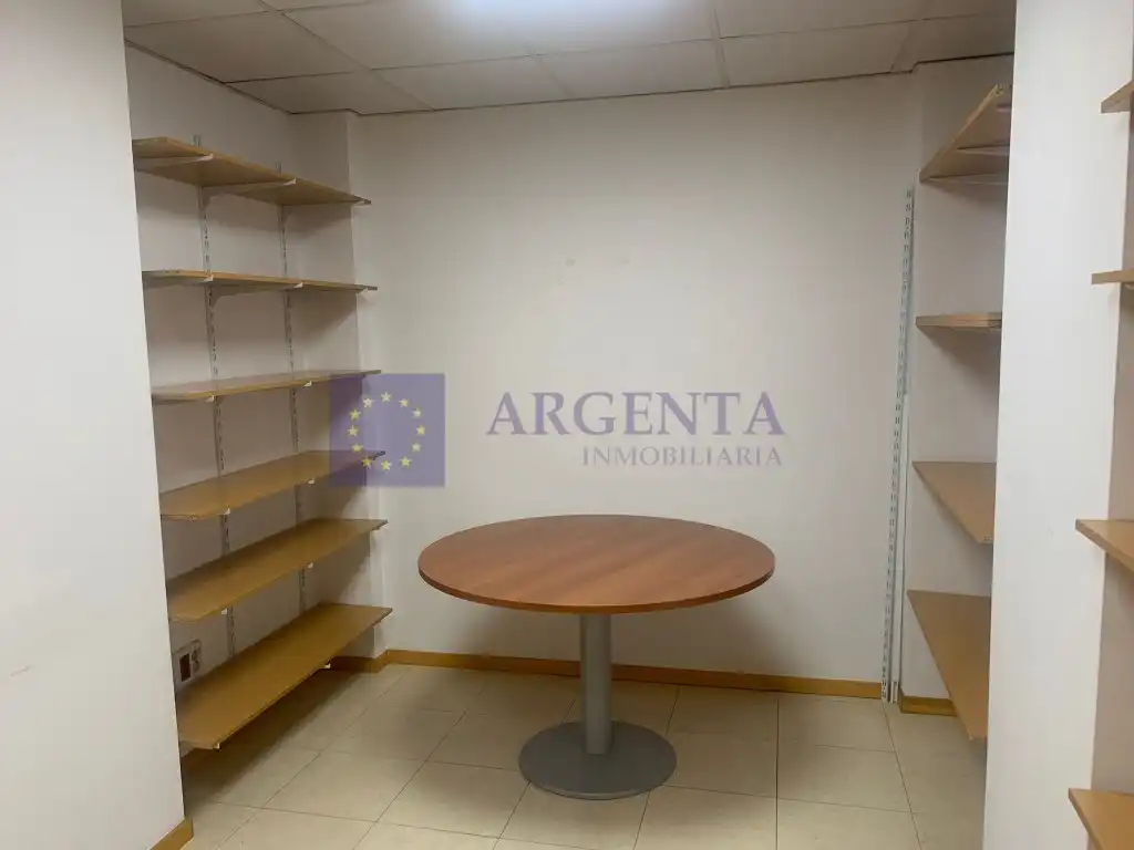Locale commerciale in affitto a Calle Gredos, imagen 8