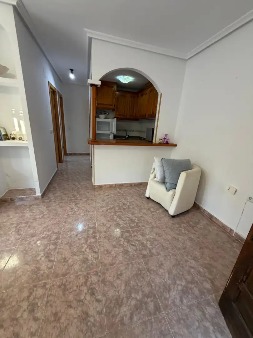 Cuina de Casa adosada en venda en Torrevieja amb Aire condicionat, Calefacció i Jardí privat