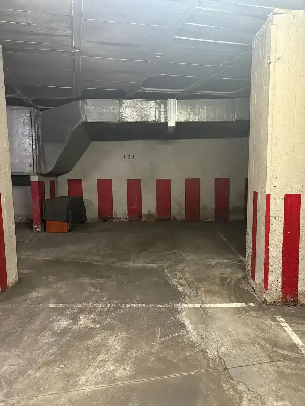 Garage zum Verkauf in Ferrol