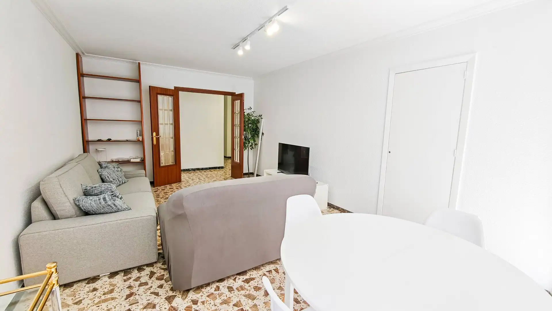 Living room of Flat for rent in Elche / Elx  with Furnished and Balcony