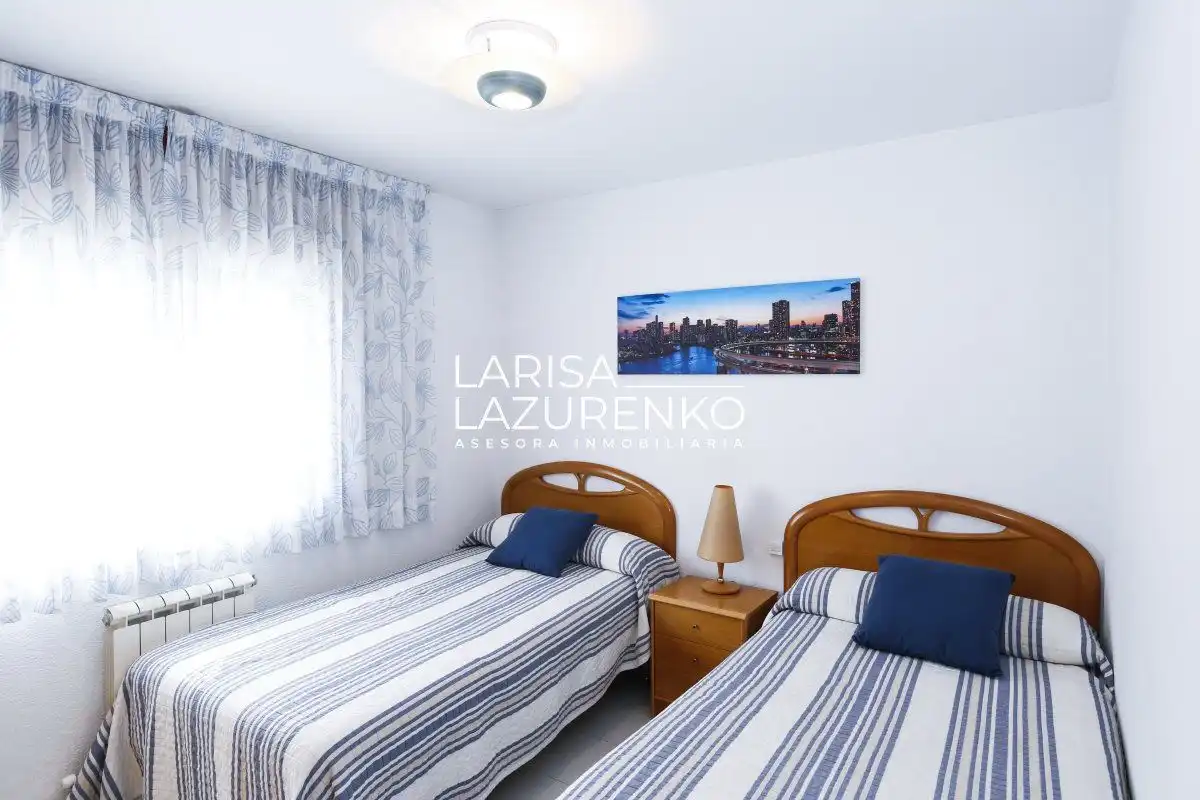 Dormitori de Apartament en venda en Salou amb Terrassa