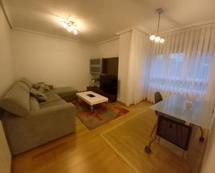 Living room of Flat to rent in Avilés  with Heating, Furnished and Oven