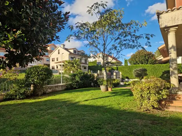 Jardín de Casa o chalet en venta en Teo con Calefacción, Jardín privado y Parquet