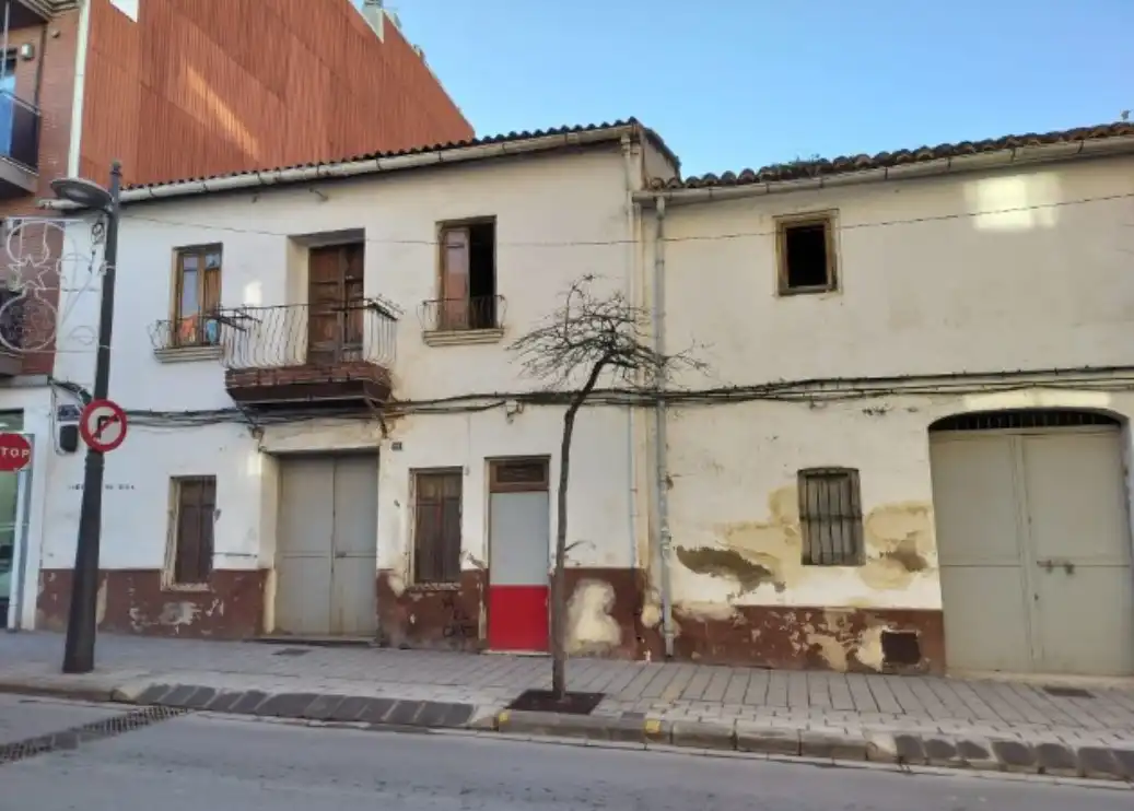 Vista exterior de Casa o xalet en venda en Paterna