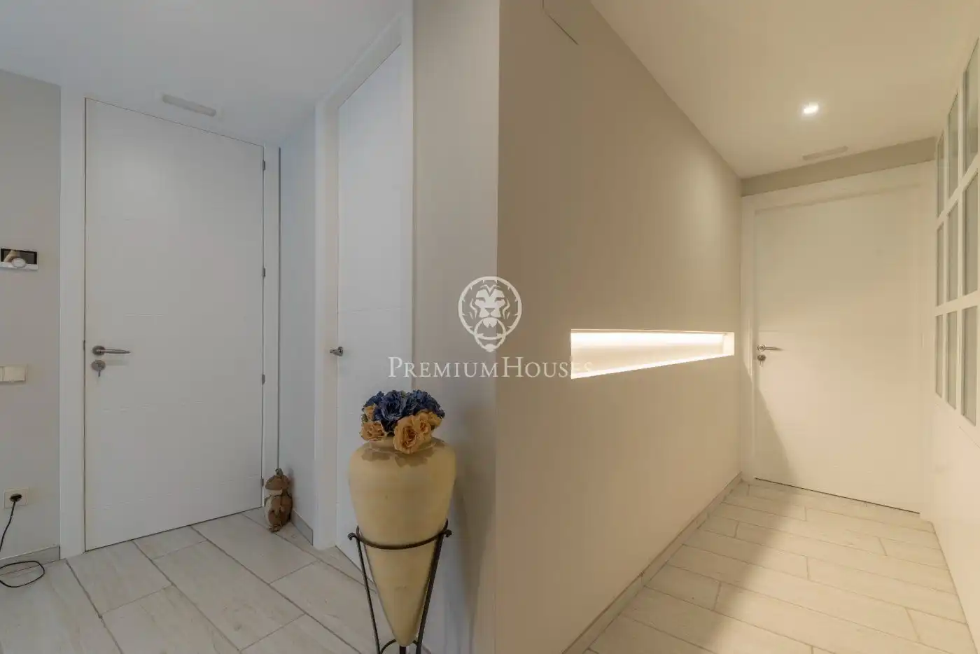 Houses for sale in Vilanova i la Geltrú  with Air Conditioner, Heating and Private garden