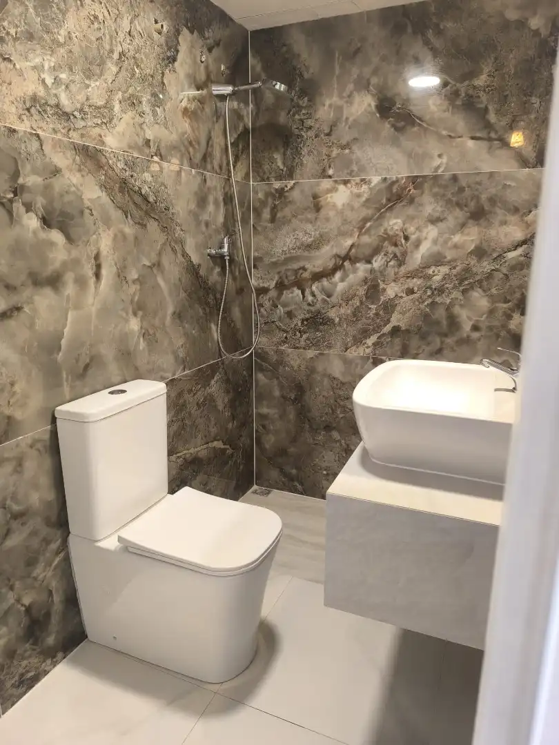 Badezimmer von Gebäude zum Verkauf in Sagunto / Sagunt