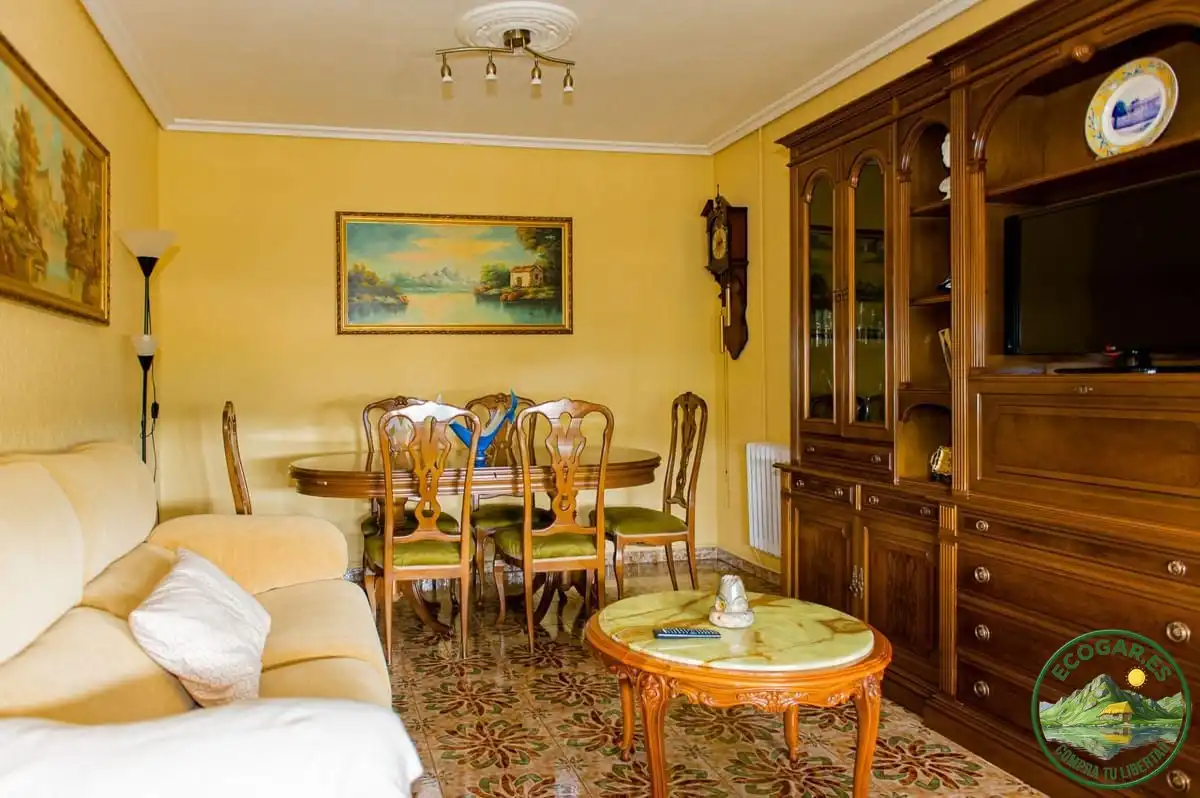 Comedor de Casa o chalet en venta en Fabero con Calefacción, Jardín privado y Terraza