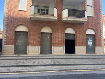 Locale commerciale in vendita a Santiago de la Ribera