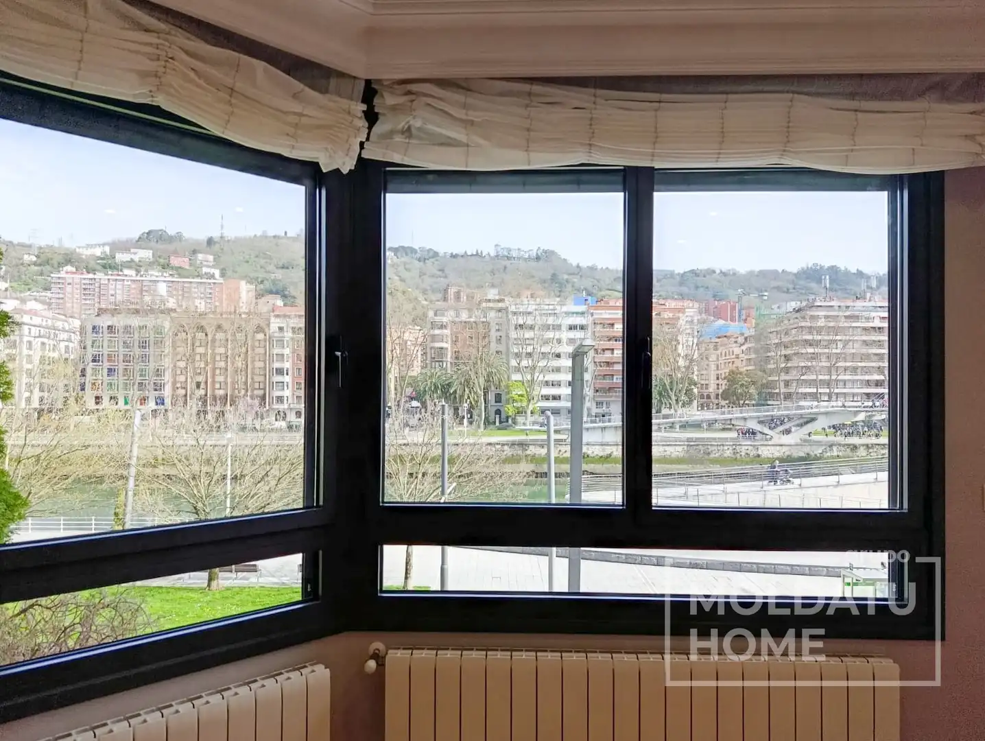 Piso con ascensor en venta en Paseo Uribitarte, imagen 2