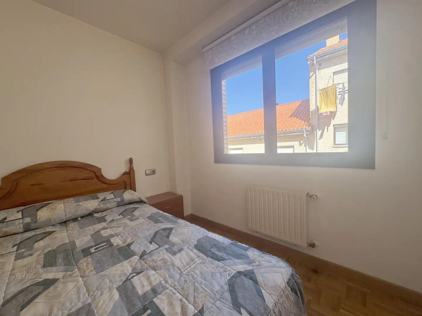 Bedroom of Apartments for sale in Oviedo 