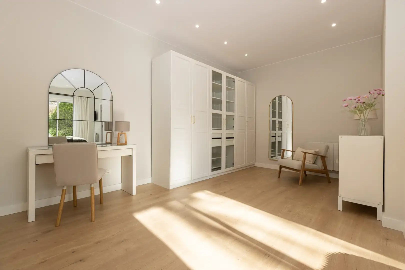 Schlafzimmer von Wohnung zum Verkauf in Badalona mit Klimaanlage, Heizung und Privatgarten