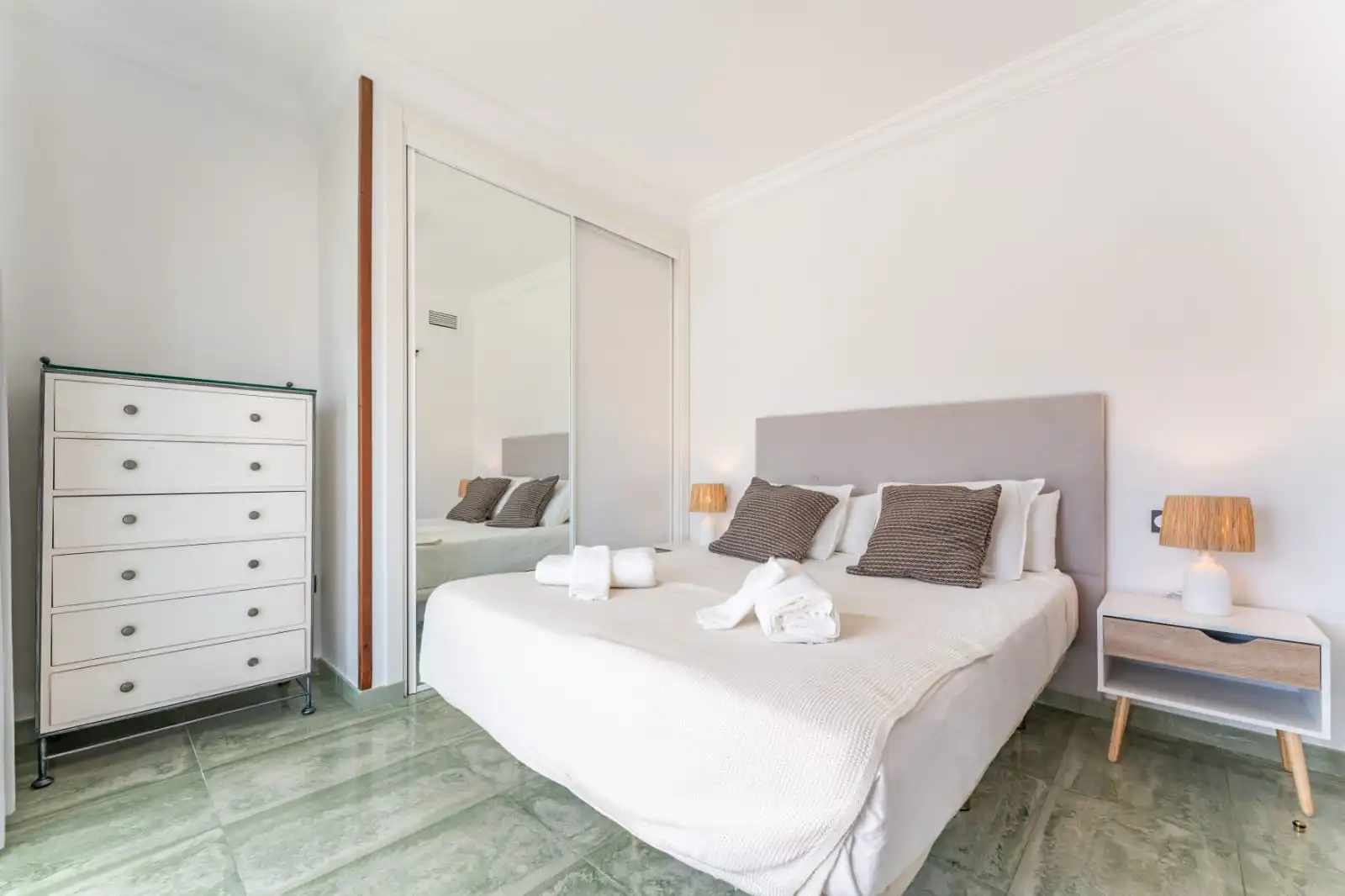 Bedroom of Detached homes for rent in Benalmádena  with Air Conditioner, Terrace and Swimming Pool