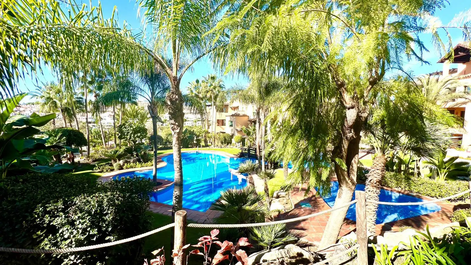Apartament amb piscina en venda a Estepona Pueblo, imagen 23