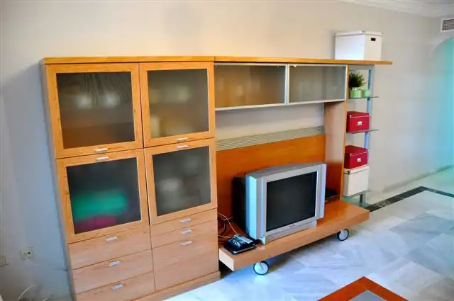 Sala de estar de Apartamento de alquiler en Marbella con Terraza, Trastero y Piscina comunitaria