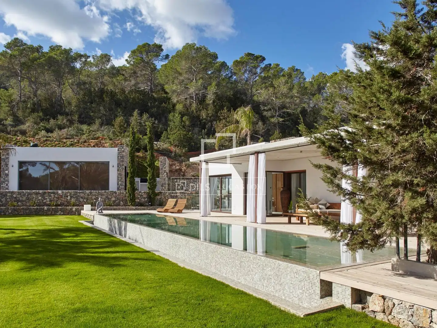 Chalet con piscina en venta en Es Cubells, imagen 4