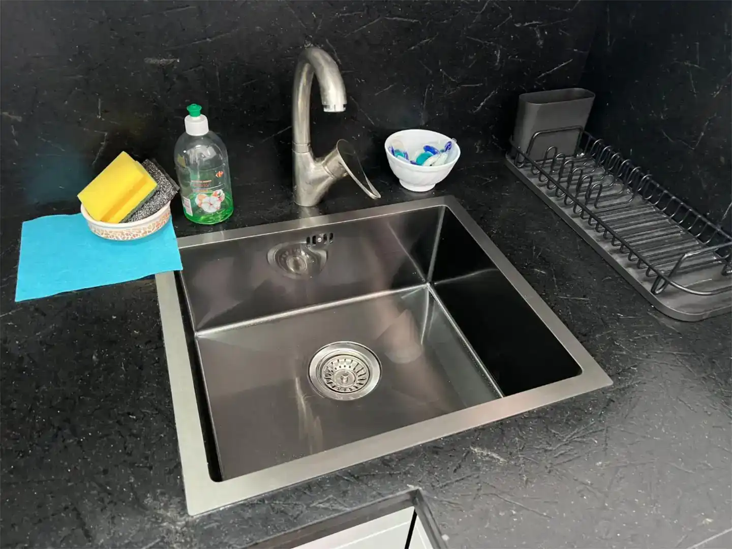 Außenansicht von Wohnung zur Miete in Benidorm mit Klimaanlage, Privatgarten und Schwimmbad