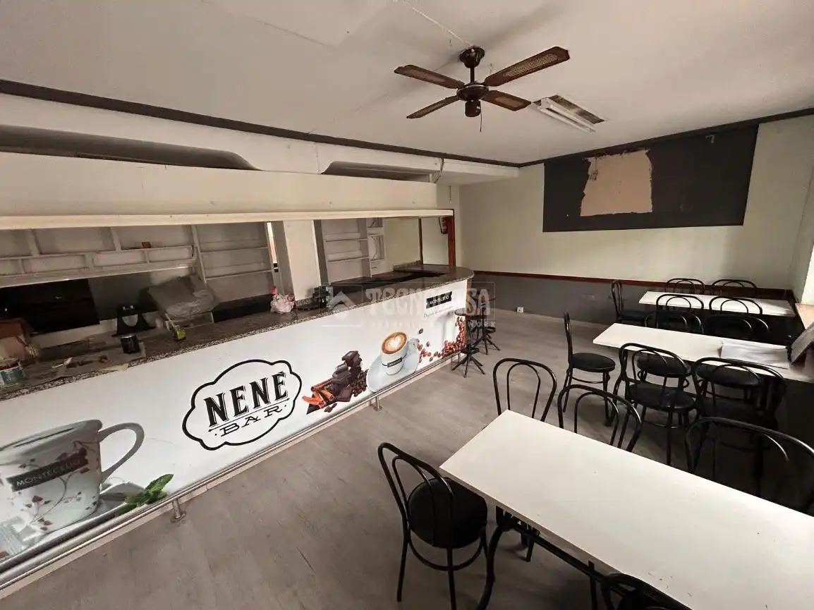 Business premises for sale in El Astillero