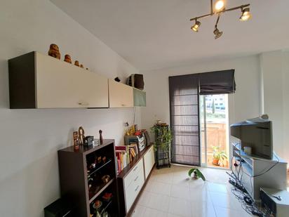 Sala d'estar de Pis en venda en Rincón de la Victoria amb Aire condicionat, Calefacció i Jardí privat