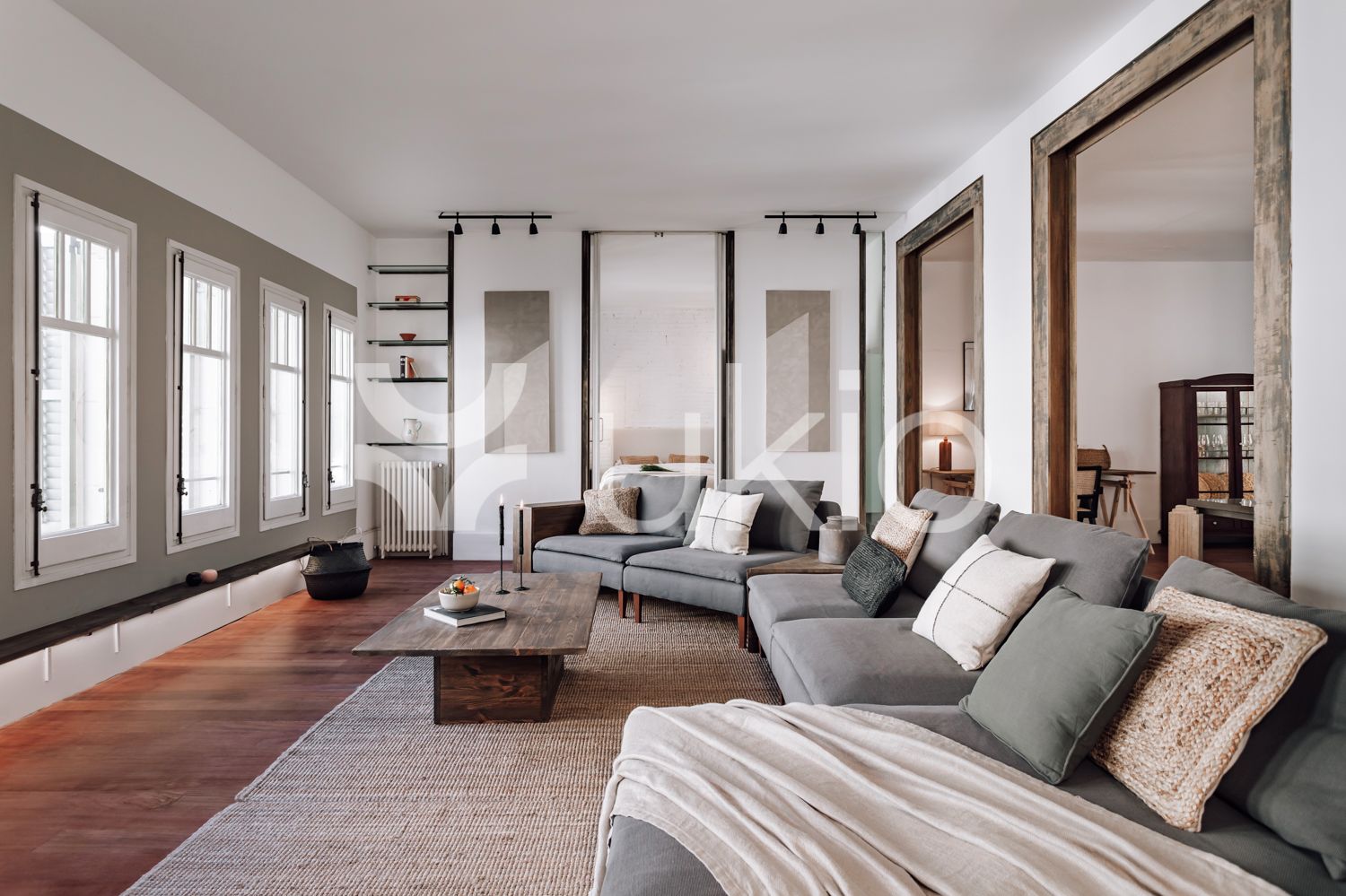 Sala d'estar de Apartament de lloguer en  Barcelona Capital amb Aire condicionat, Calefacció i Moblat