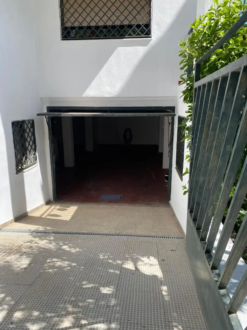 Parking de Casa o chalet en venta en Jaén con Aire acondicionado, Calefacción y Amueblado