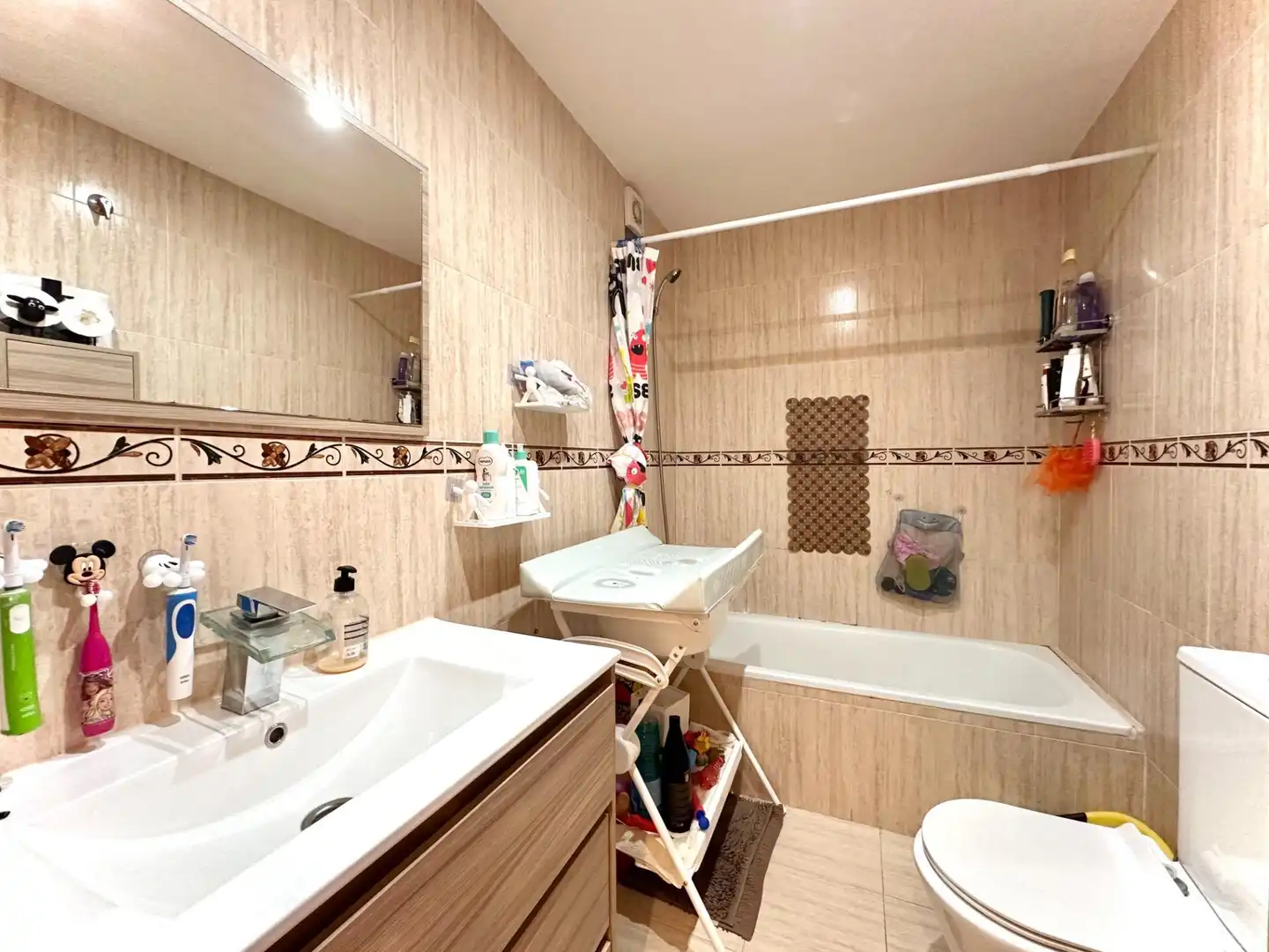Bathroom of Flat for sale in Las Gabias  with Air Conditioner, Storage room and Community pool