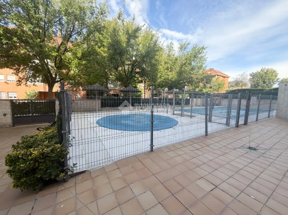 Piso de alquiler en Los Valles