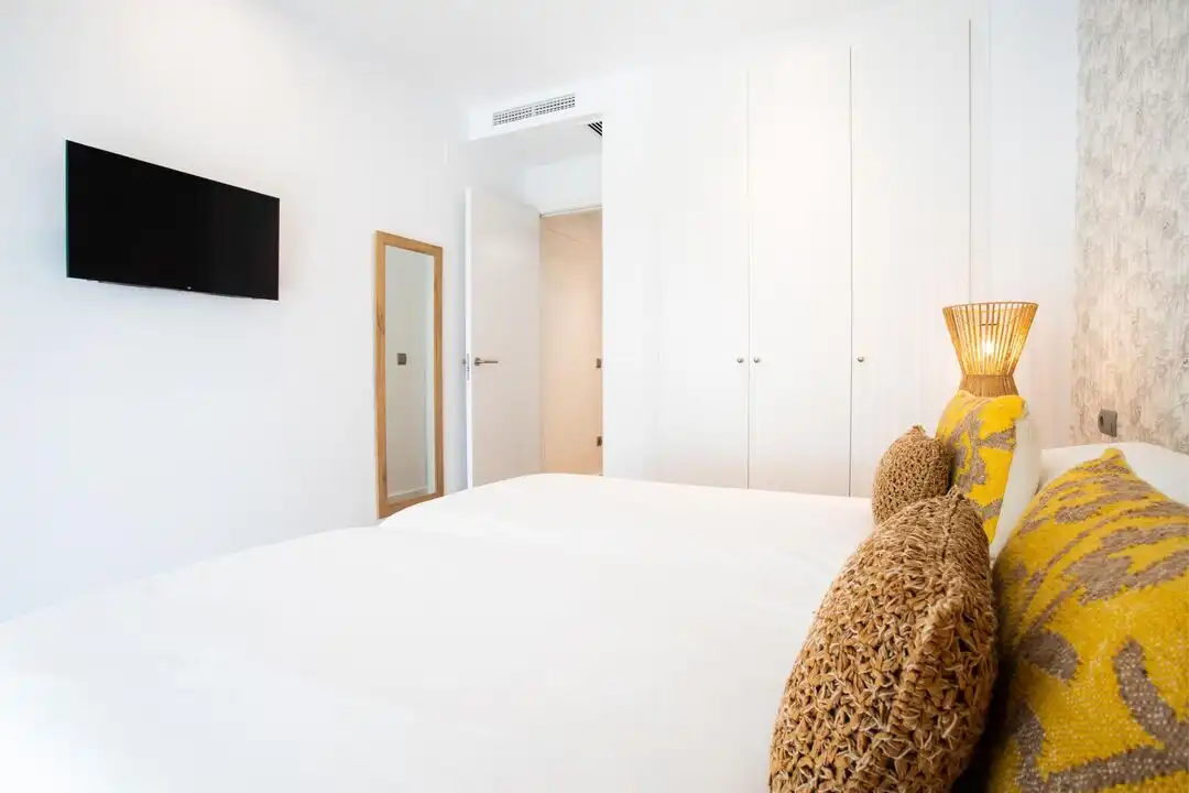Bedroom of Duplexes for rent in La Alcaidesa  with Air Conditioner, Heating and Private garden