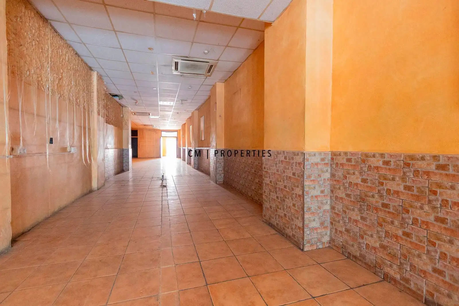 Local en venta en Valencia con Terraza