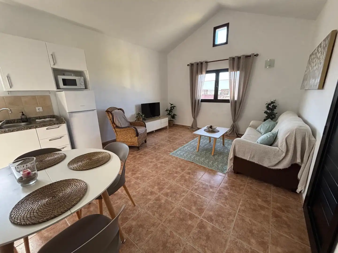 Sala de estar de Casa o chalet de alquiler en La Oliva con Jardín privado, Terraza y Amueblado