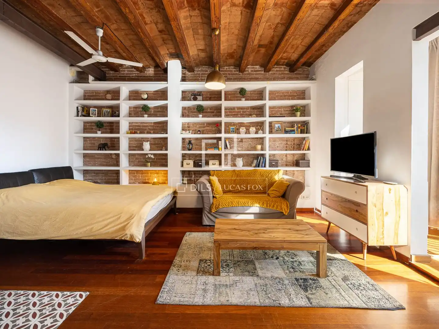 Sala de estar de Piso de alquiler en Barcelona con Aire acondicionado, Parquet y Amueblado