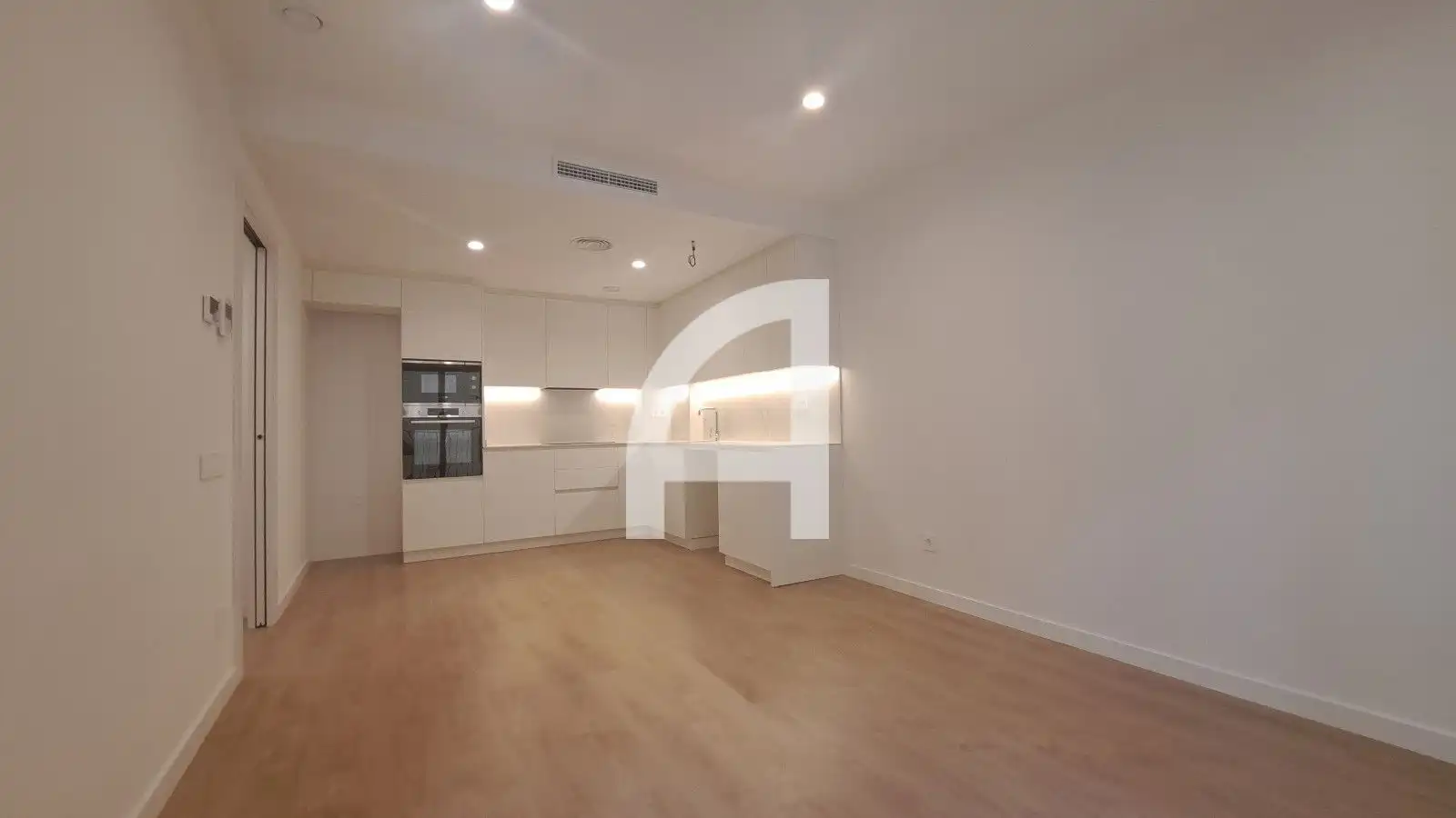 Wohnzimmer von Wohnung zur Miete in Terrassa mit Heizung