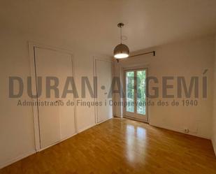 Bedroom of Office to rent in Terrassa