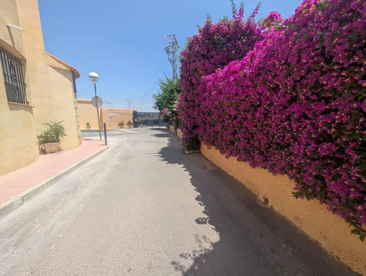 Exterior view of Houses for sale in San Vicente del Raspeig / Sant Vicent del Raspeig  with Air Conditioner, Heating and Terrace