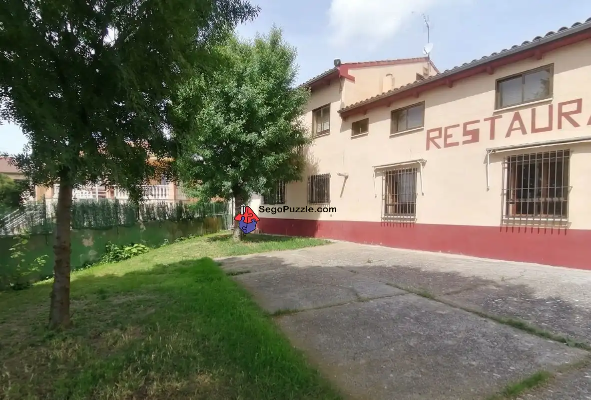 Haus oder Chalet zum Verkauf in Roda de Eresma mit Klimaanlage, Heizung und Terrasse