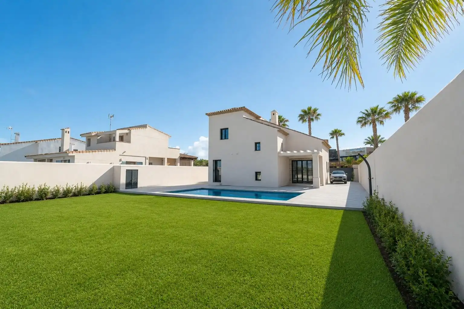 Exterior view of Houses for sale in Chiclana de la Frontera  with Private garden, Terrace and Swimming Pool