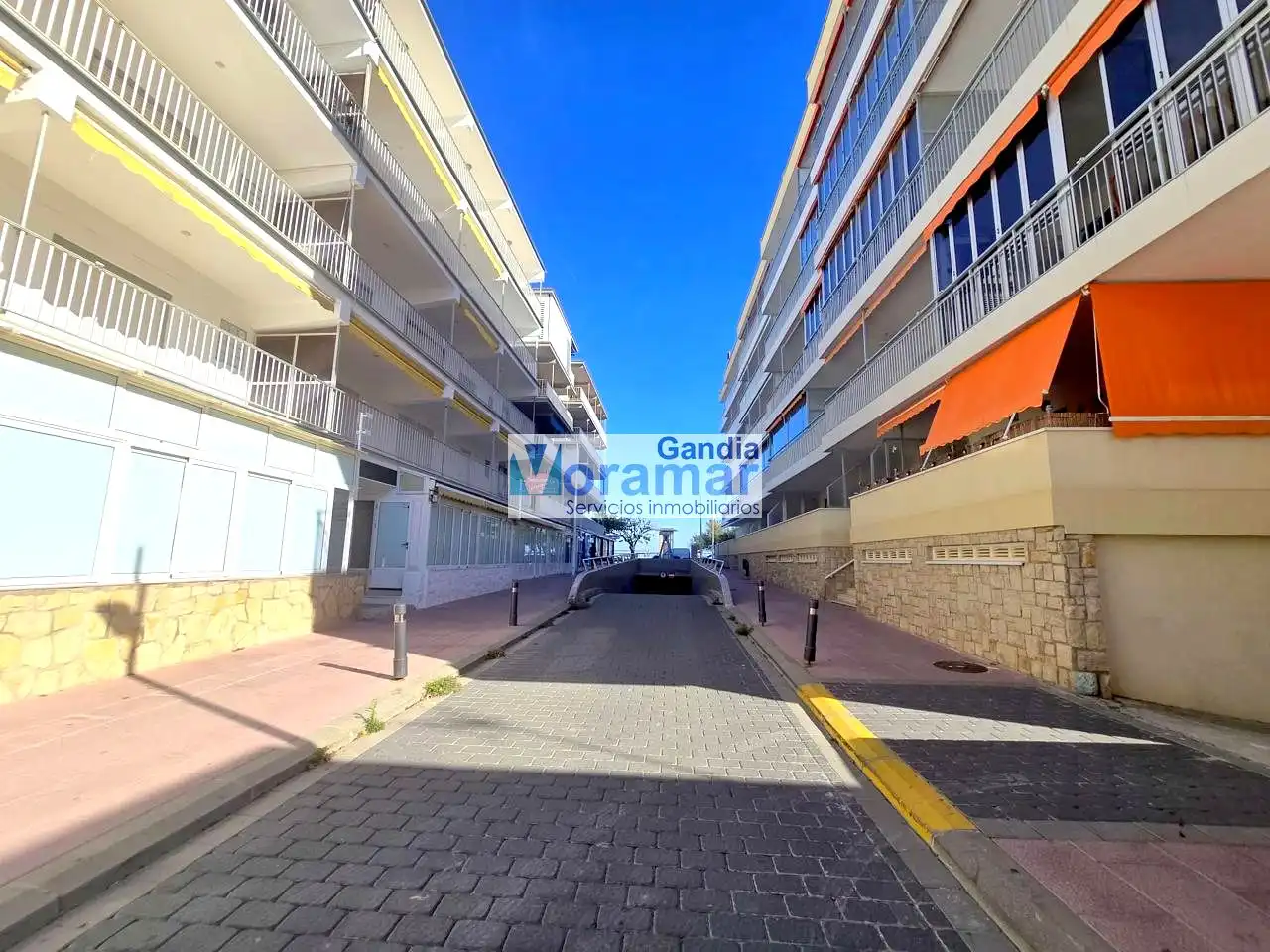 Vista exterior de Apartamento de alquiler en Gandia con Aire acondicionado, Terraza y Amueblado