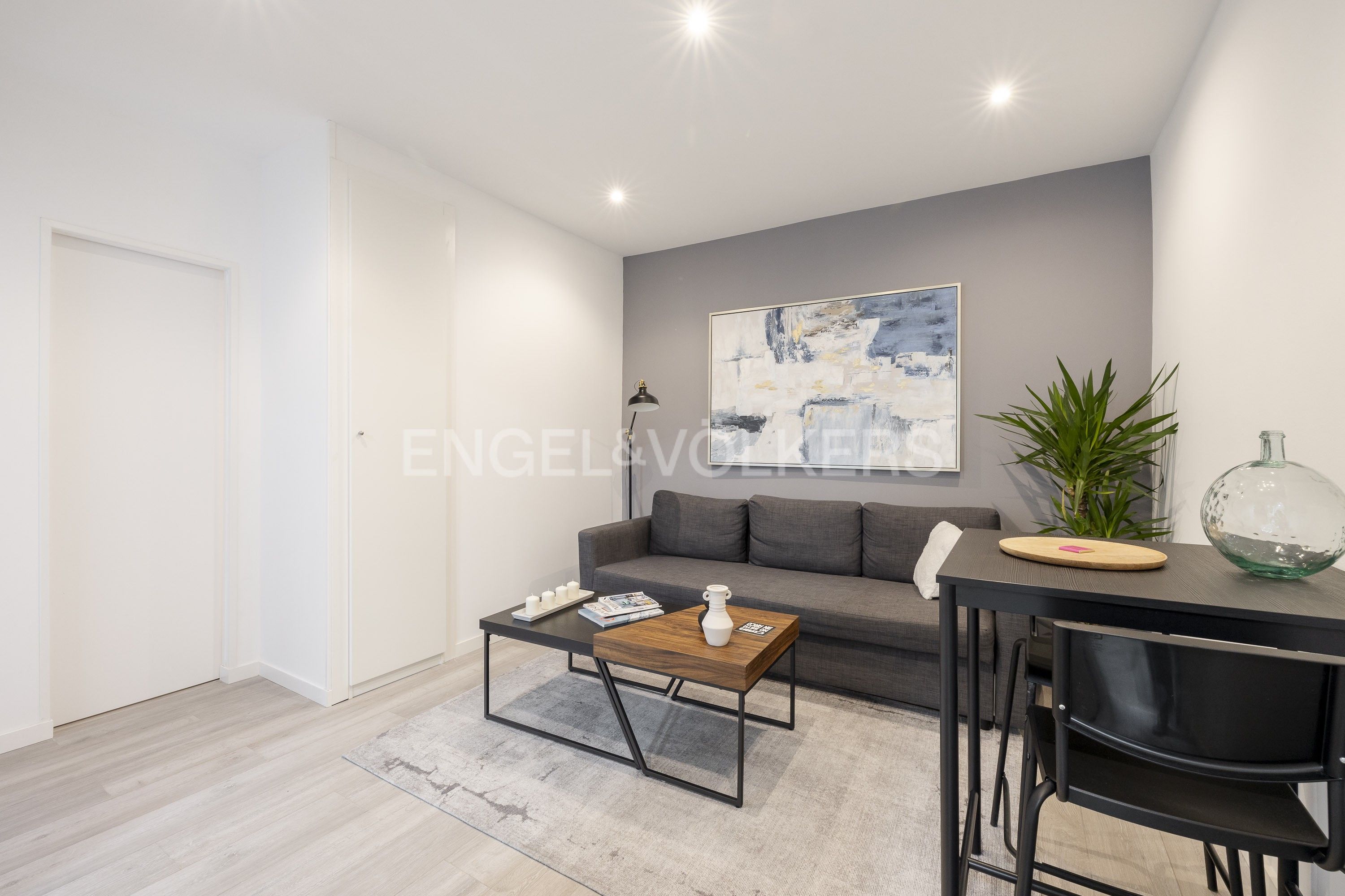 Living room of Apartment for sale in  Madrid Capital  with Air Conditioner, Heating and Terrace