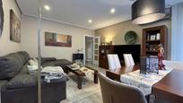 Living room of Flat for sale in Elda  with Air Conditioner, Heating and Balcony