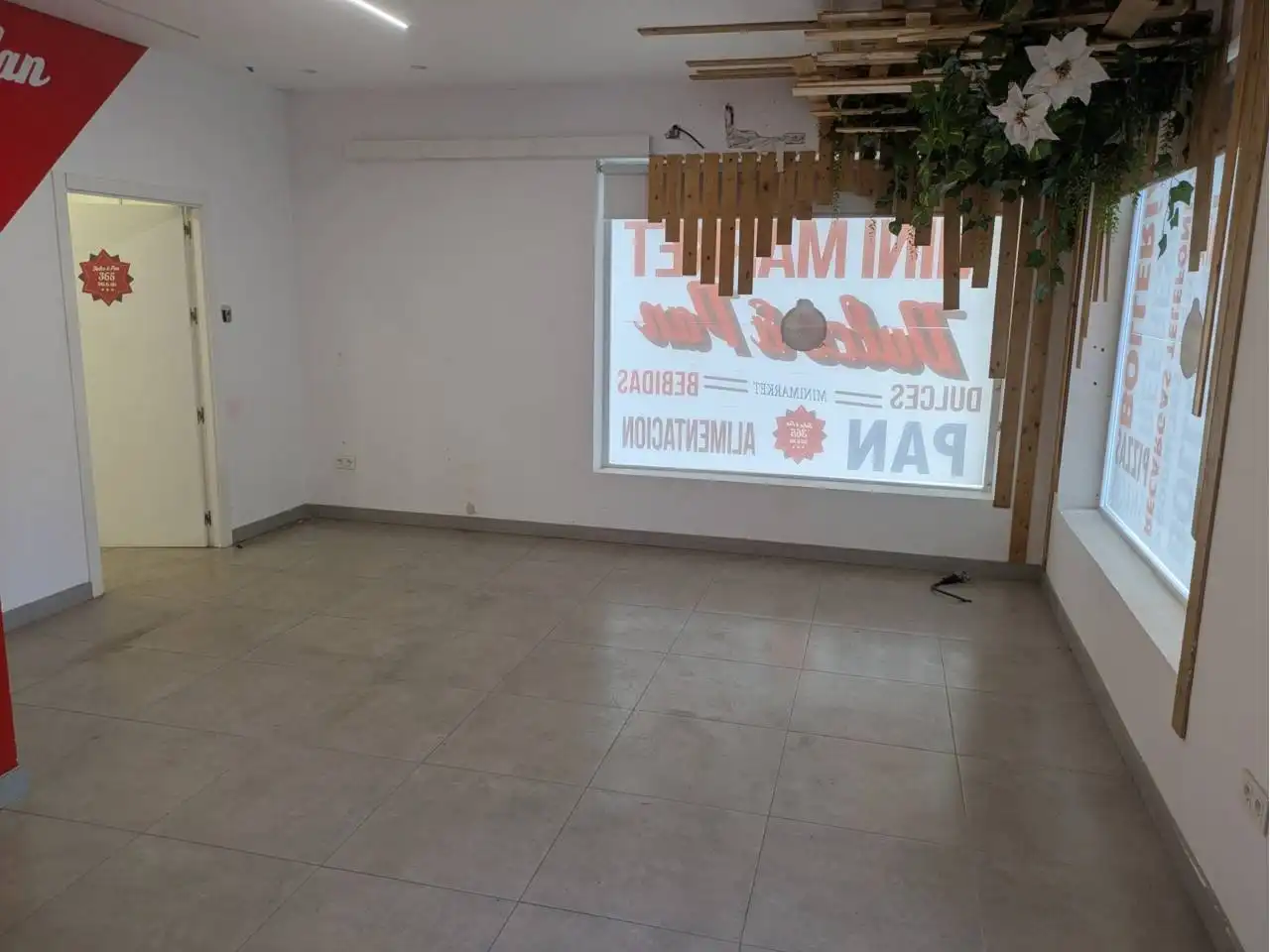 Geschaftsraum zur Miete in Calle Pi i Margall, Plaza Castelar - Mercado Central