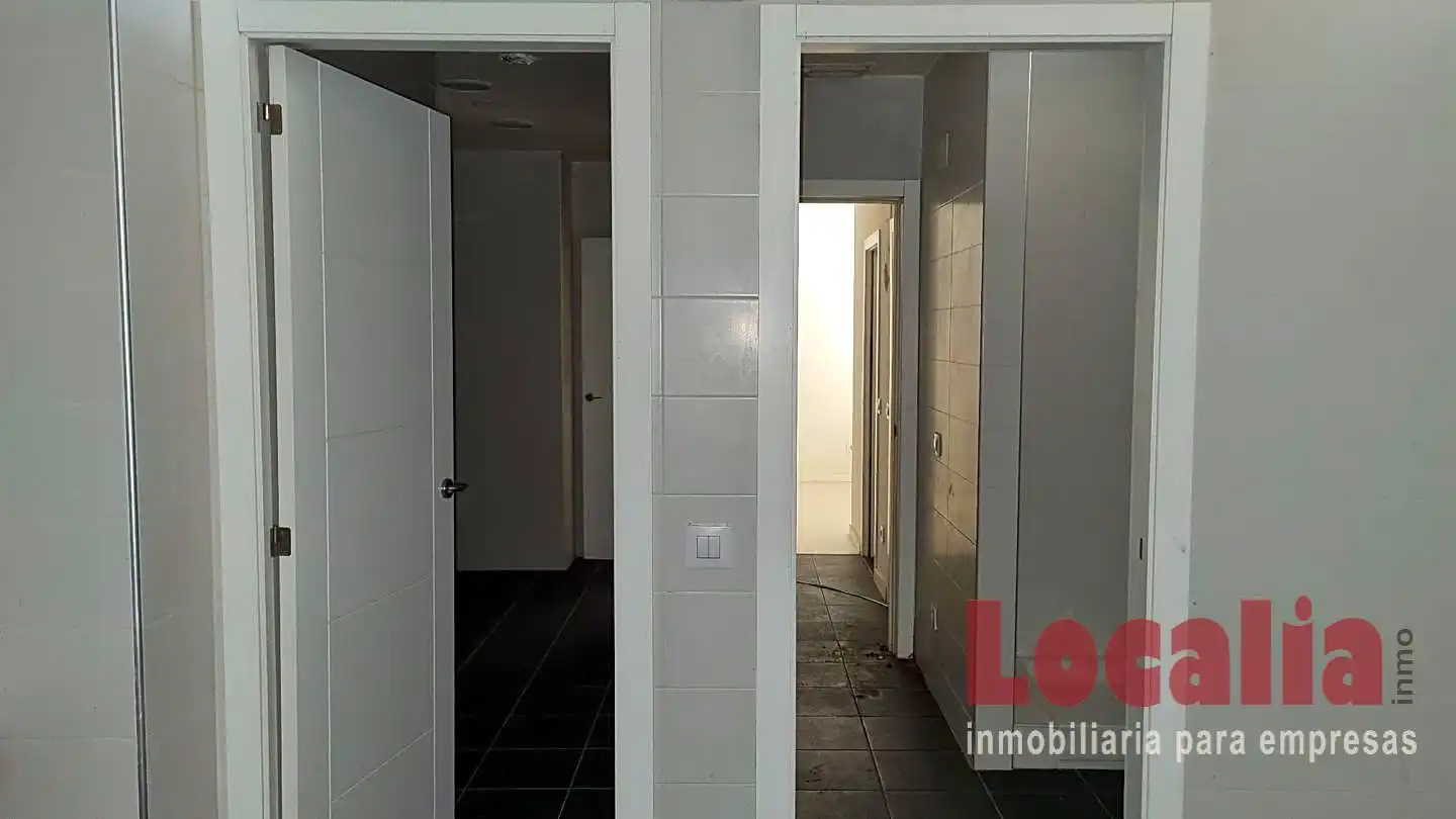 Local en venta en Santa Cruz de Bezana