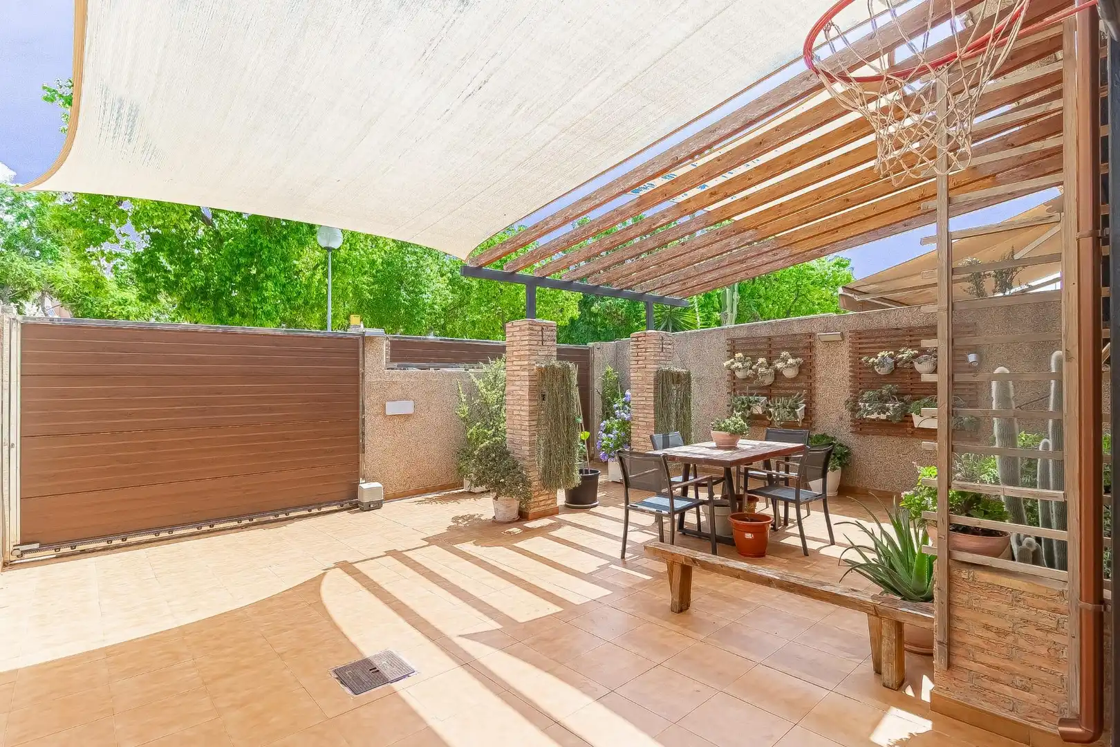 Duplex with terrace for sale in Plaza Plaza Cerezo, imagen 2