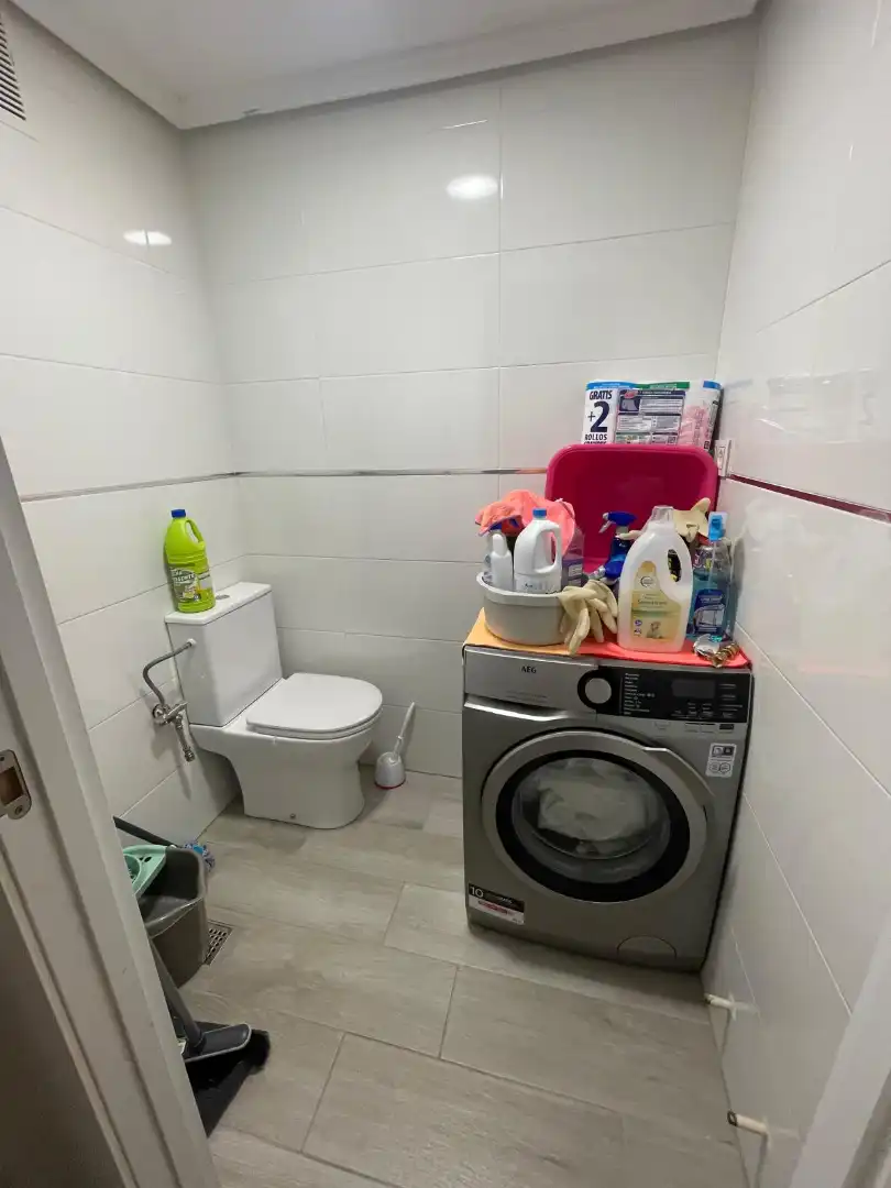 Baño de Piso en venta en Calahorra con Amueblado