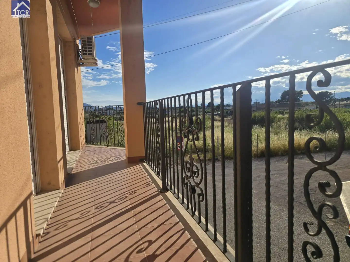 Terrasse von Wohnung zum Verkauf in Camarles mit Klimaanlage, Balkon und Gemeinschaftspool