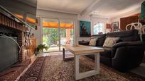 Living room of Single-family semi-detached for sale in Marbella  with Private garden, Terrace and Alarm